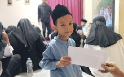 BERBAGI KEBAHAGIAAN, YAYASAN RINBI SALURKAN AMANAH DONATUR UNTUK ANAK YATIM, PIATU, DAN DHUAFA