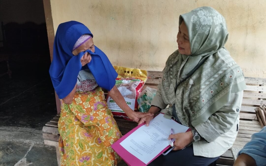 DARI KEPEDULIAN MENJADI HARAPAN PROGRAM BERBAGI BERAS BERKAH YAYASAN RINBI