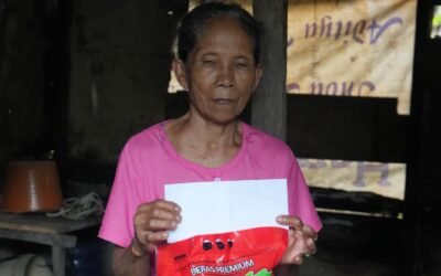 MENEBAR BERKAH RAMADHAN ZAKAT RINBI HADIRKAN KEBAHAGIAAN HINGGA PELOSOK RUMAH MUSTAHIQ
